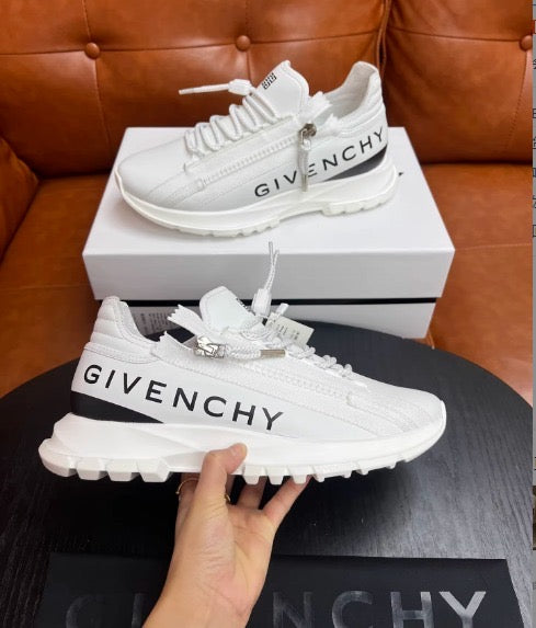 נעל לגברים GIVENCHY